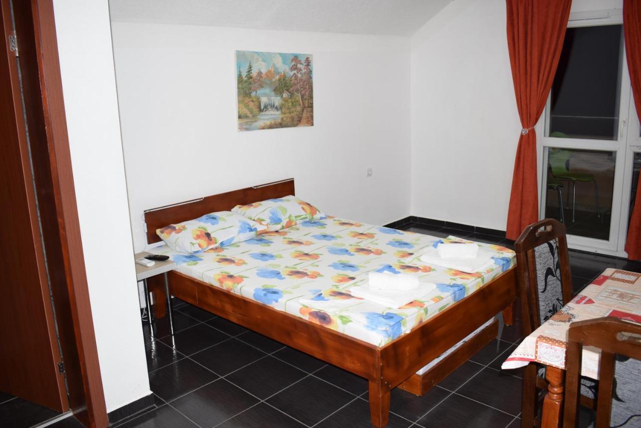 דירות Veliko Gradište Srebrna Nit מראה חיצוני תמונה